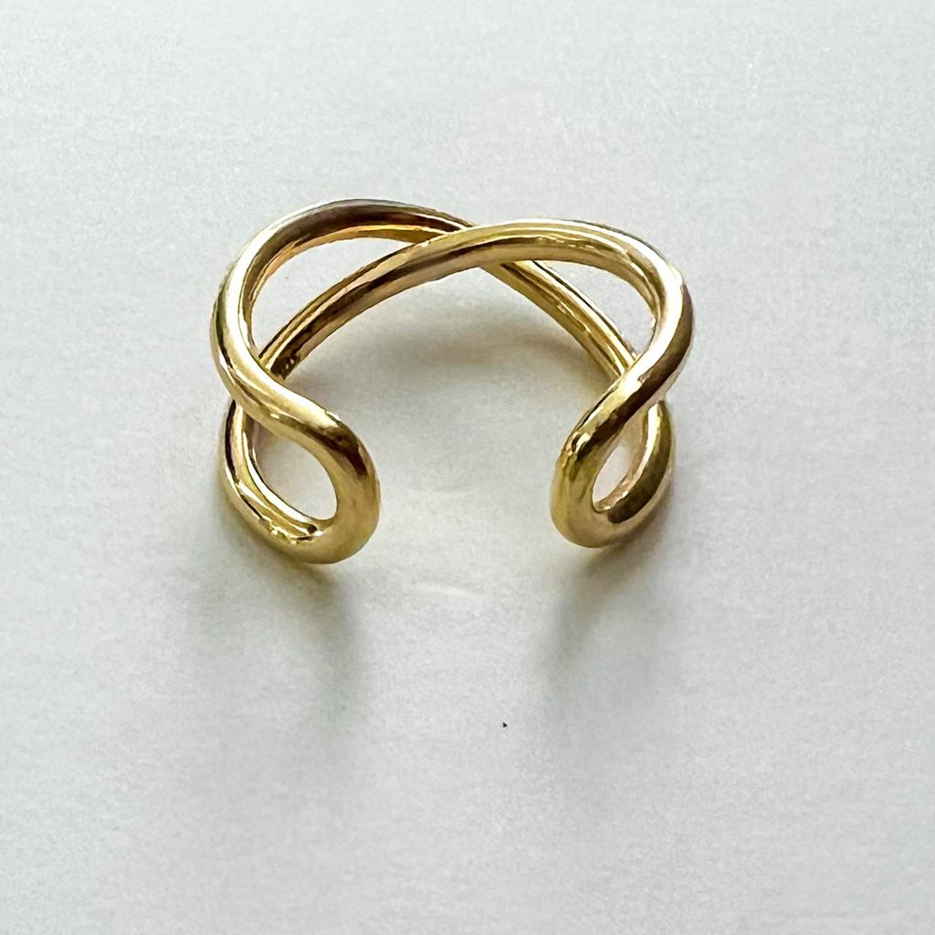 9k yellow gold ring -1