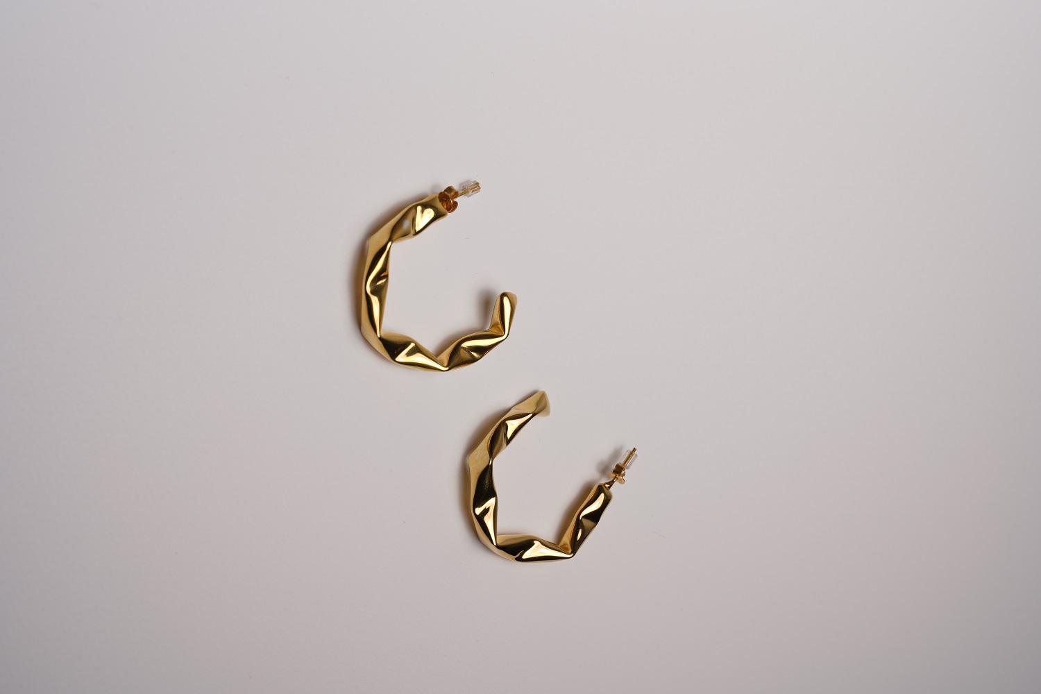 24K yellow gold vermeil medium earring hoops in 925 silver